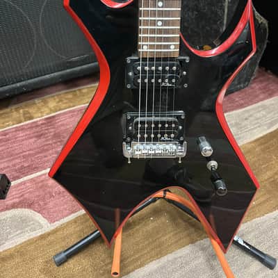 USED B.C. Rich MK5-WL-BK Warlock 2008 COMES WITH GIG BAG! image 2