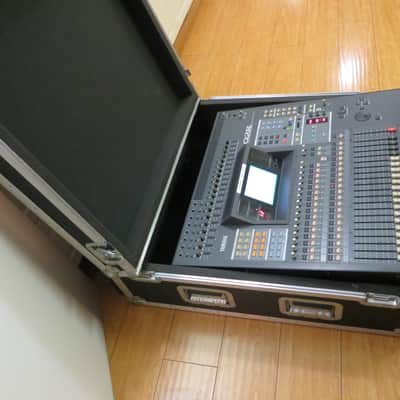 Yamaha O2R Studio Digital Mixing Console image 13