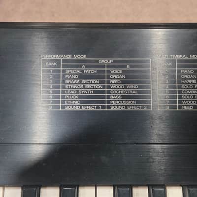 Roland D-5 61-Key Multi-Timbral Linear Synthesizer 1989 VINTAGE image 7