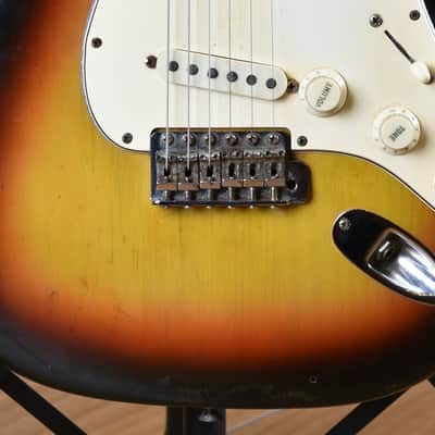 Fender Stratocaster Originale 1966 3 Color Sunburst image 15