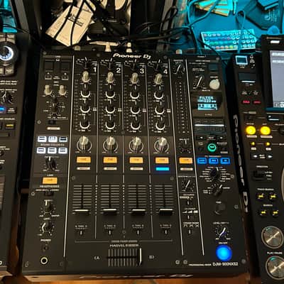 Pioneer cdj 3000 (x2) + djm 900 nexus 2 image 1