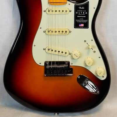 Fender American Ultra Stratocaster, Maple Fingerboard, Ultraburst W/HSC image 10