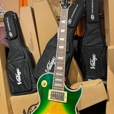 Vintage Guitars V100 30 ANNIVERSARY GREEN BURST W/ Bag image 4