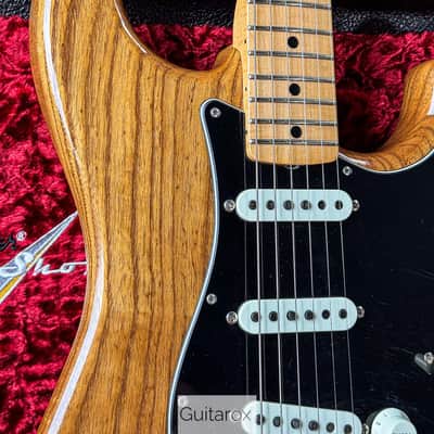 2020 Fender 65 Stratocaster Closet Classic Roasted Ash Natural image 4
