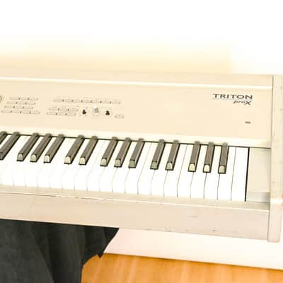 Korg Triton ProX 88-Key Digital Keyboard CG01Y4Y image 2