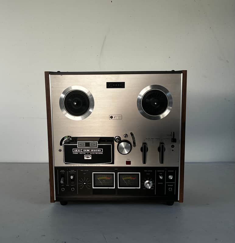 Akai GX-210D 1/4" 4-Track 2-Channel Tape Recorder 1973 - 1977 - Silver image 1