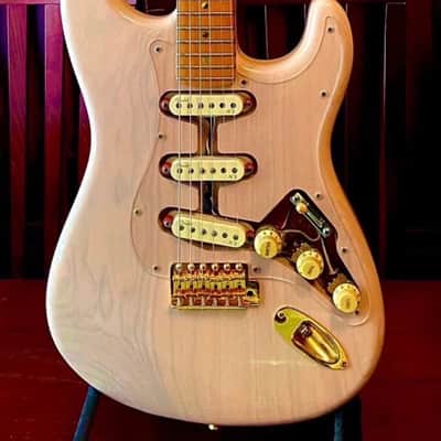 Custom MJT/Fender Vintage Modern 2017 - Light Relic Shell Pink image 2