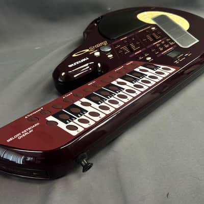 Suzuki QC-1 QChord 1999 - Red w/ Case image 13