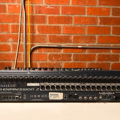 Soundcraft Si Expression 2 - 24 Channel Mixer - 2013 - Blue image 2