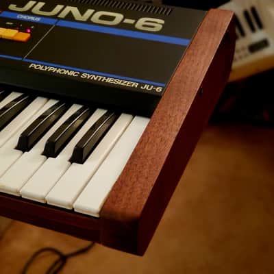 MUST SEE! ROLAND JUNO 6 UPGRADED FULLY INSPECTED/SERVICED AND IN AMAZING CONDITION! image 4
