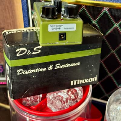 Maxon D&S Distorsion Sustainer Reissue 2010s - Dark Green ( New Old Stock) image 5