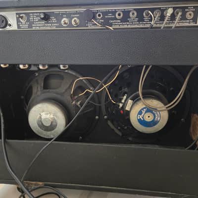 1977 Fender Twin Reverb 2-Channel 135-Watt 2x12" Guitar Combo (1977 - 1981 era) - Silverface image 3