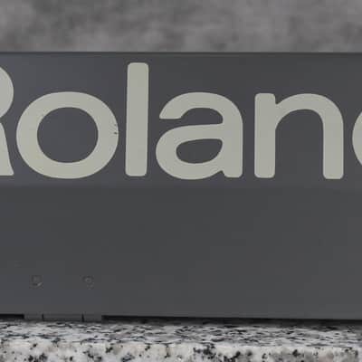 Roland JUNO-106 Programmable Polyphonic Synthesizer in Very Good condition image 18