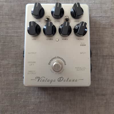 Darkglass Electronics ( ダークグラス )  Vintage Deluxe Vintage Deluxe V3 – Darkglass