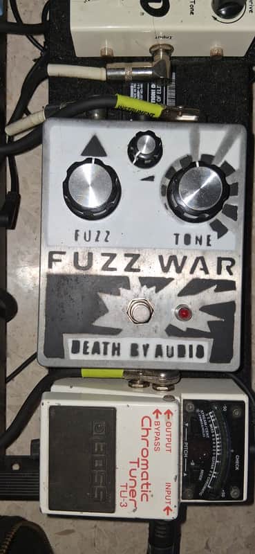 Death By Audio Fuzz War