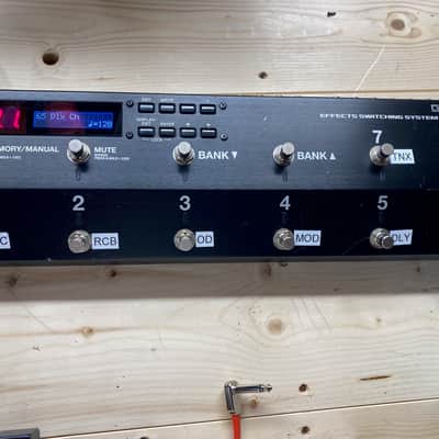 Boss ES-8 Effects Switching System | Reverb
