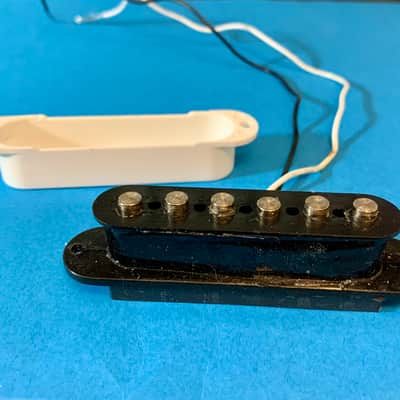 Squier Bullet Single Coil Pickup, NEEDS REPAIR, with Screws and Springs image 11
