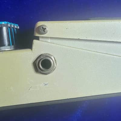 Boss DD-2 1984 - SDE-3000 Chip image 2
