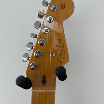 Fender American Professional II Stratocaster with Roasted Maple Neck, Rosewood Fretboard 2024 - 2025 - Sonic Blue image 5