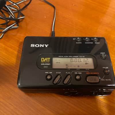 Sony TCD-D8 DAT Walkman Mid-90’s image 8