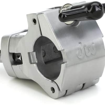 DW DWSMRKC15V 9000 Series V Rack Clamp - 1.5 inch image 1