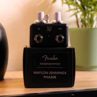 Fender Waylon Jennings Phaser Effect Pedal - Black image 4
