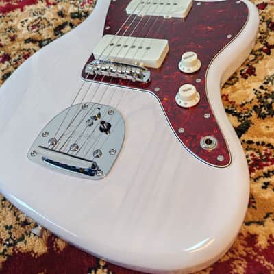 *NEW IN BOX* 2025 Fender Japan - Limited Edition - Traditional II 60's Jazzmaster ISHIBASHI FSR White Blonde w/ Premium Ash Body - MIJ JD25 image 7
