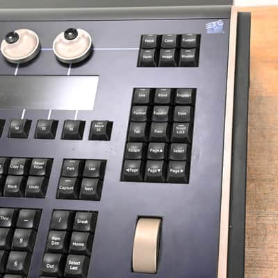 ETC ION 1000 Lighting Console CG01DYY image 3