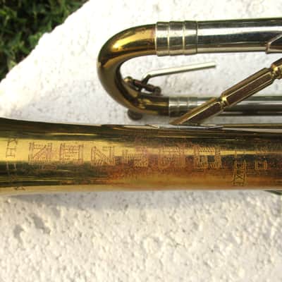Getzen 90 Deluxe Trumpet, 1949, USA, Gold Lacquer, Tags, Case, Very Clean image 6