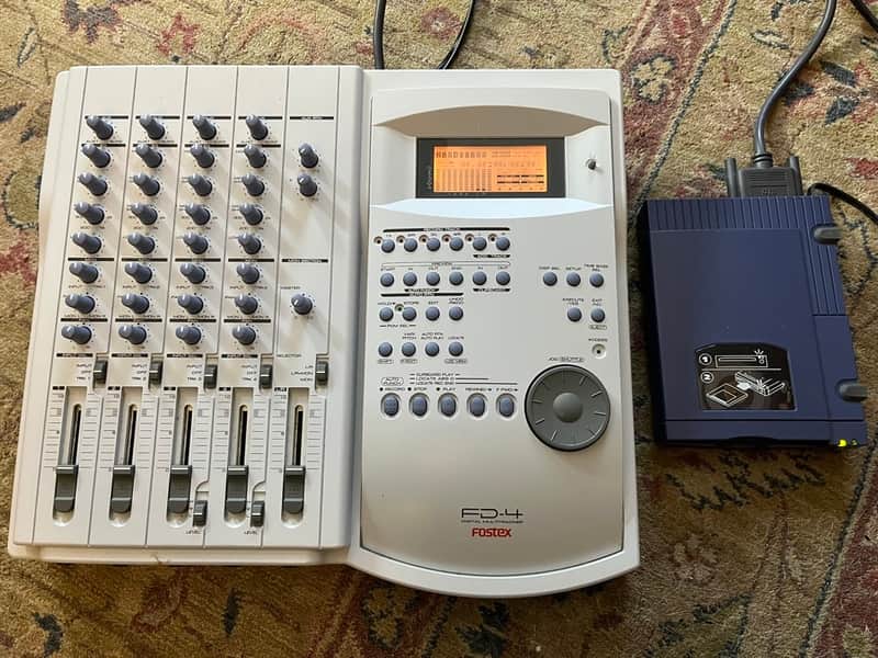 Fostex FD-4 Digital Multitrack Recorder + Zip Drive, new Disks