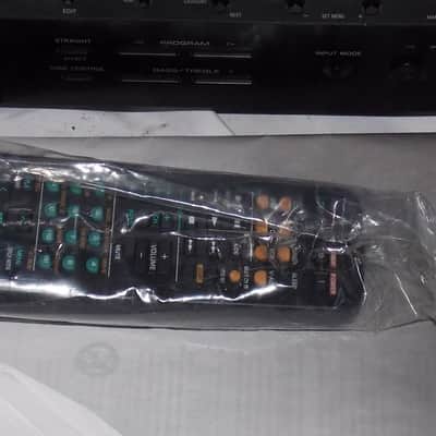 Yamaha HTR-5930 receiver with manual and remote image 2