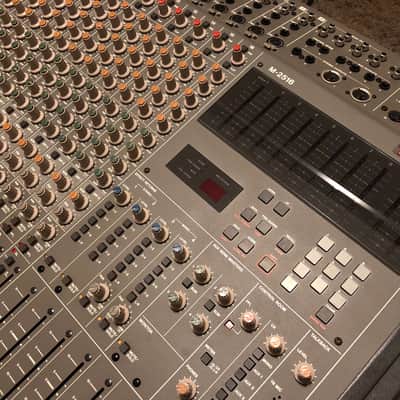Tascam M-2516 16-channel Mixer image 7