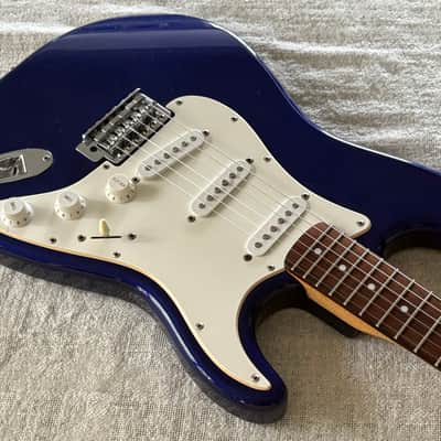 2005 Squier Affinity Stratocaster Midnight Blue Rosewood Fretboard image 5