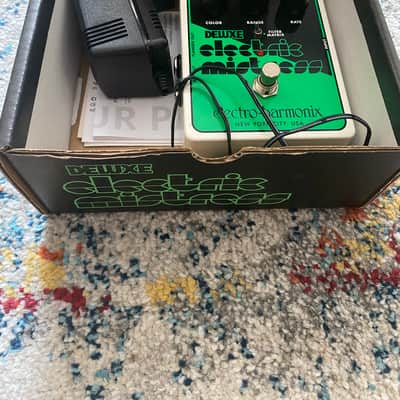 Electro-Harmonix Deluxe Electric Mistress XO Analog Flanger 2015 - 2023 - Black / Green image 2