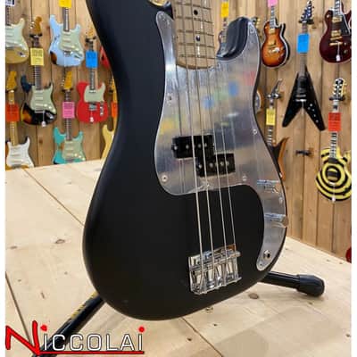 FENDER Limited Edition 50th Anniversary Steve Harris Precision Bass, Maple Fingerboard, Satin Black image 3