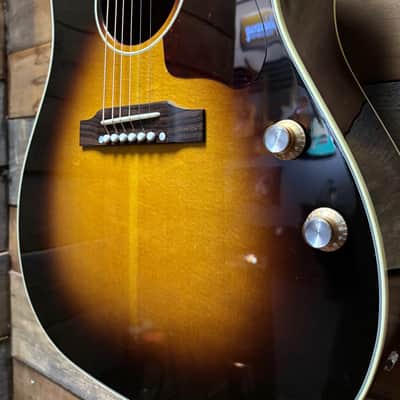 Gibson J-160E Original Vintage Sunburst w/case image 3