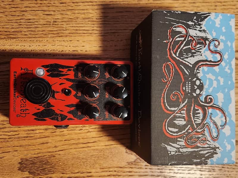 EarthQuaker Devices Afterneath V3