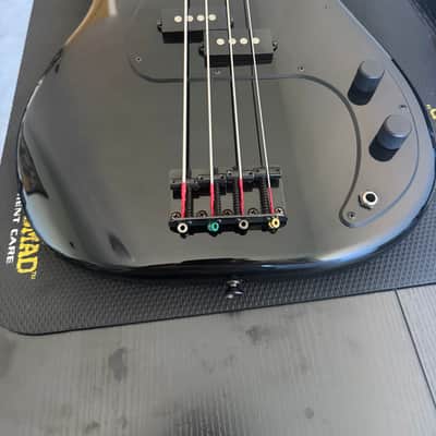 Fender Player Precision Bass 2018 - Black image 2