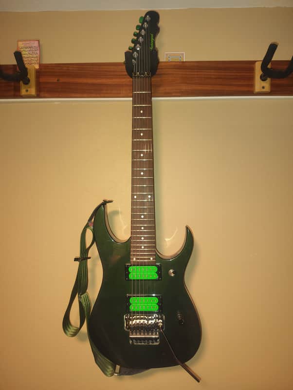 Unbranded 7 String in Forest Green Pearl 2018 - Gloss Metallic Forest Green image 1