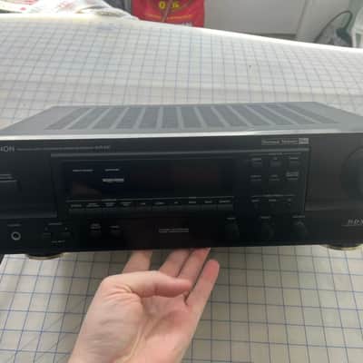 Denon AVR-600 Early 2000s image 3