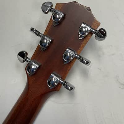 Taylor 510 1998- Natural W/Piezo Pickup image 10