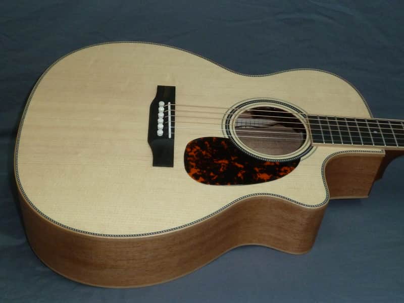Larrivee OMV-40E Mahogany 2023 - Natural image 1