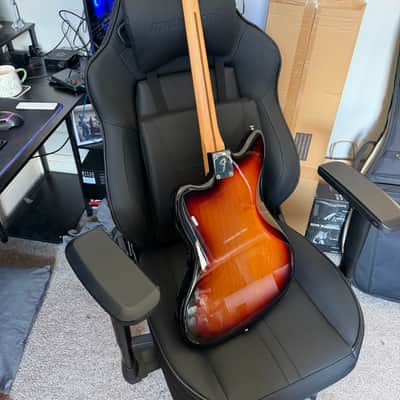 Fender Standard jazzmaster HH 2018 - Sunburst image 15