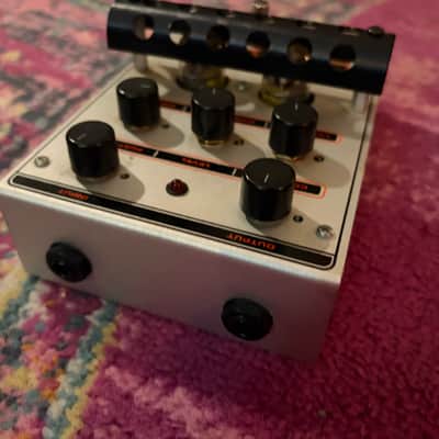 Electro-Harmonix Black Finger Tube Compressor image 4
