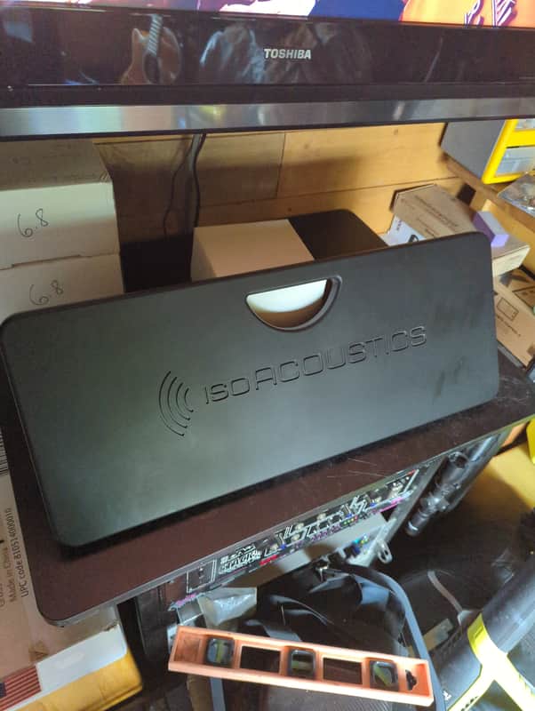 IsoAcoustics Stage 1 Combo image 1