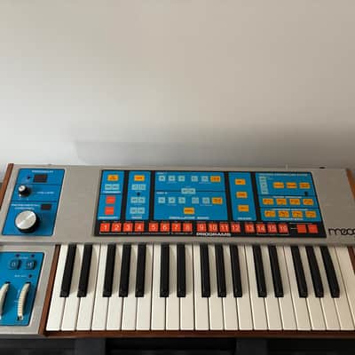 Moog Vintage Analog Synthesizer