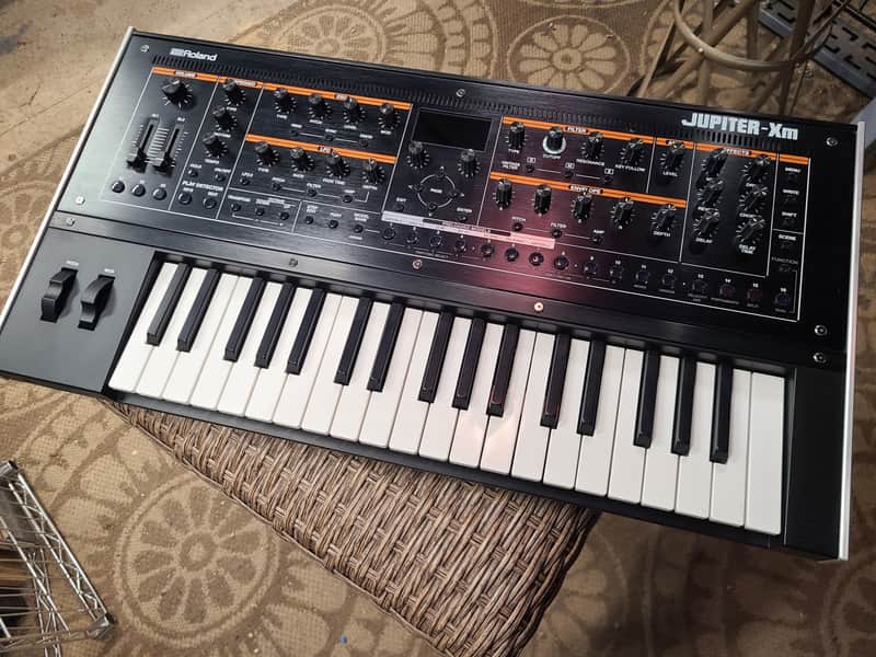 Roland Jupiter-Xm 37-Key Synthesizer 2019 - Present Black image 1
