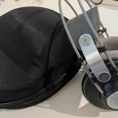 AKG K601 Studio Reference Headphones with Case image 3