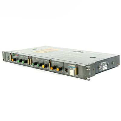 Boss DE-200 – Vintage Rackmount Digital Delay with Awesome Delay Hold Function image 3