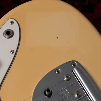 2000 Yamano Fender American Vintage '62 Jazzmaster, Matching Headstock, 100% original, Japan Exclusive, Shell Pink, OHSC, AVRI image 11